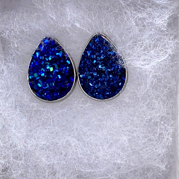 ✨Cute Royal Blue Druzy Faux Tear-Drop Earrings✨ - Picture 1 of 3